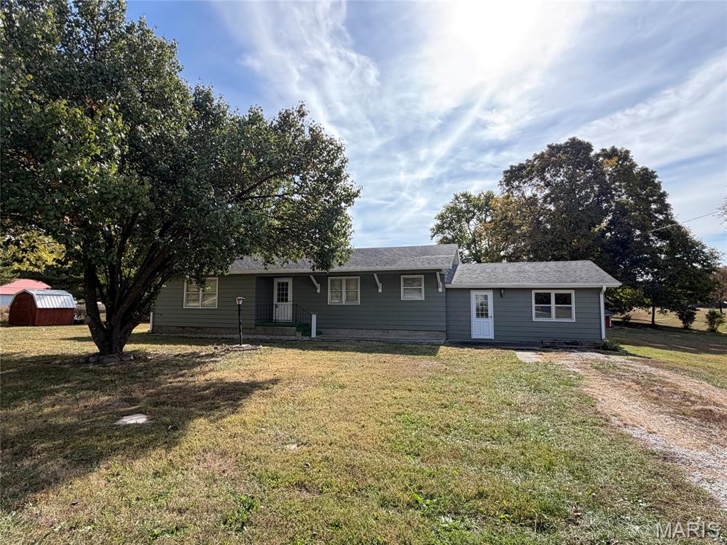 576 2700 Avenue, Ramsey IL — Photo 1