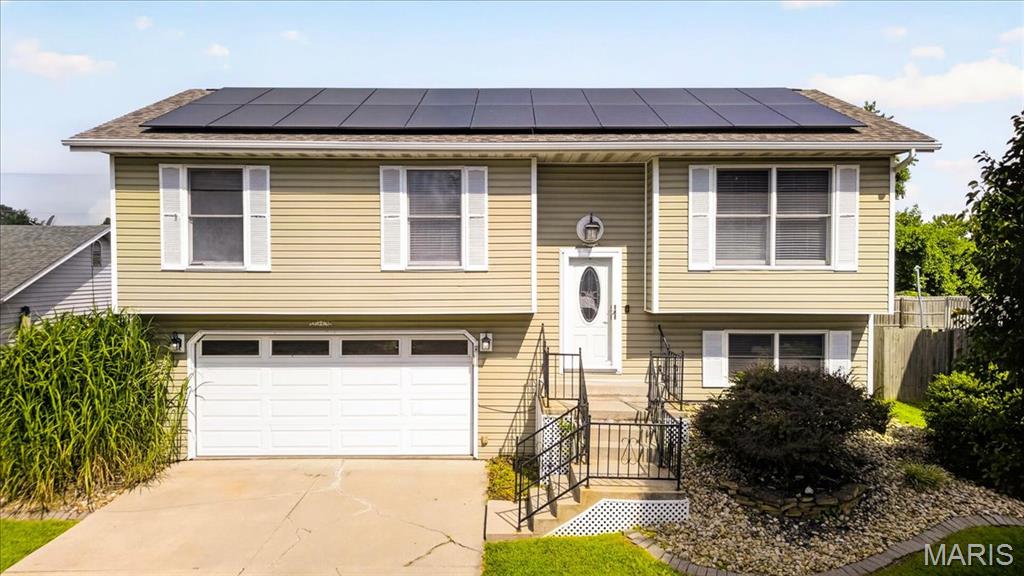409 Wilson Park Lane, Granite City IL — Photo 1