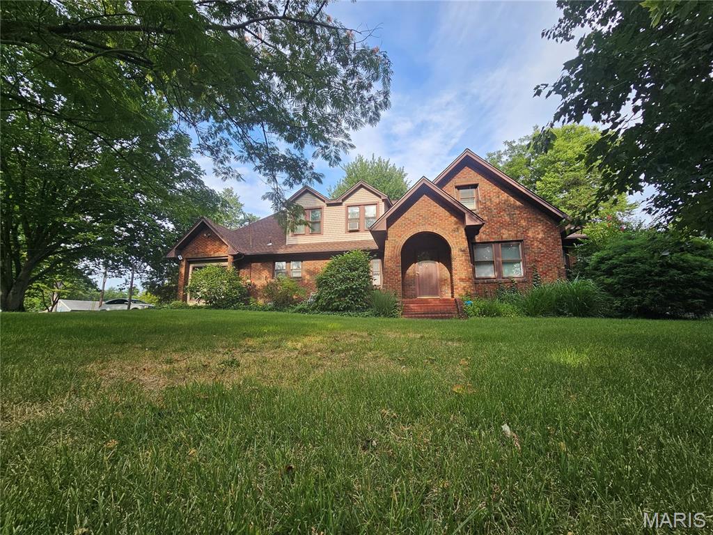 220 9th Street, East Alton IL — Photo 1