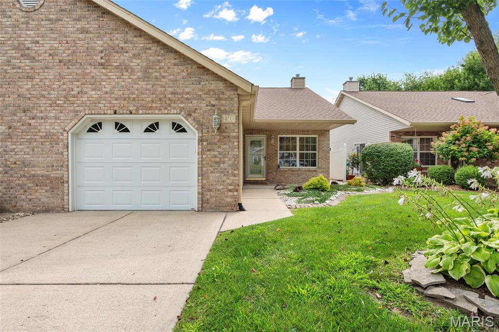 2308 Williams Street, Maryville IL — Photo 1