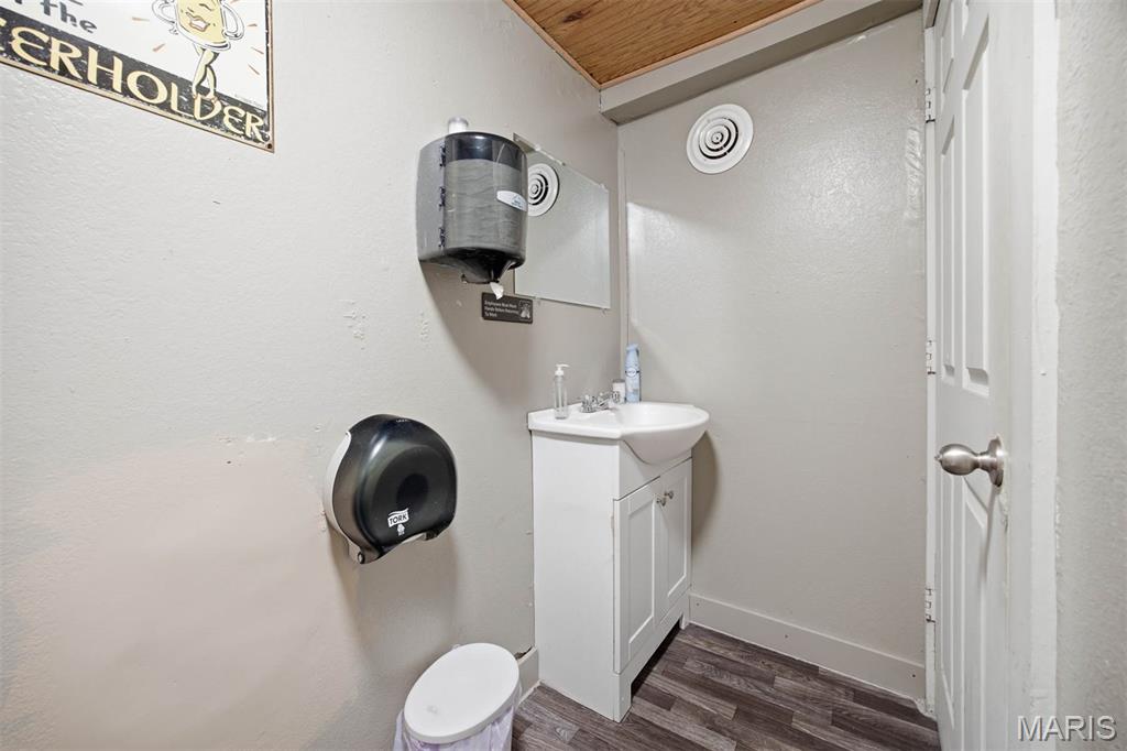 Photo 17