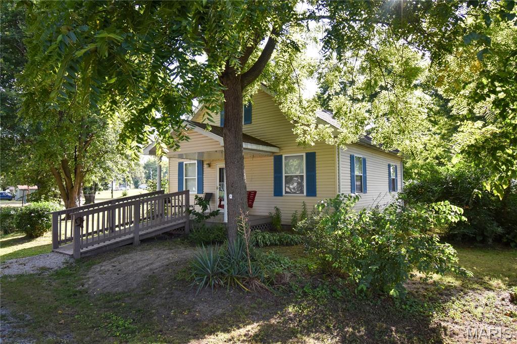 101 Mor Street, Wilsonville IL — Photo 1