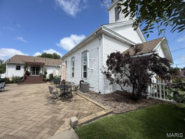 211 2nd Street, Jonesburg MO — Photo 1