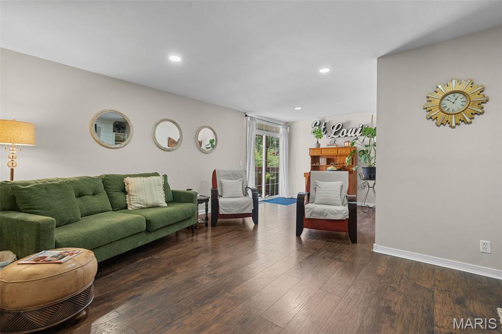 Photo 37
