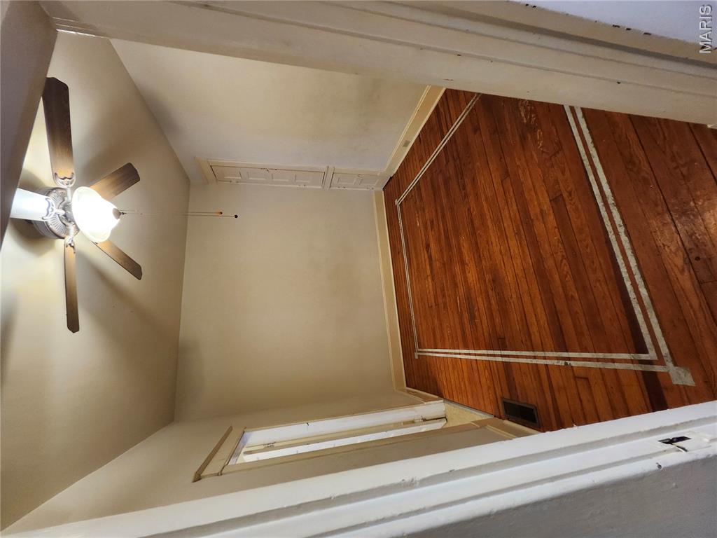 2705 College, Alton IL — Photo 1