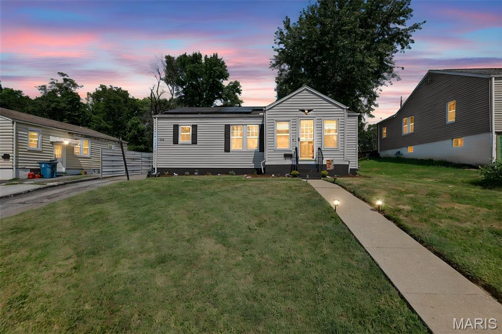 1218 Douglas Street, Alton IL — Photo 1