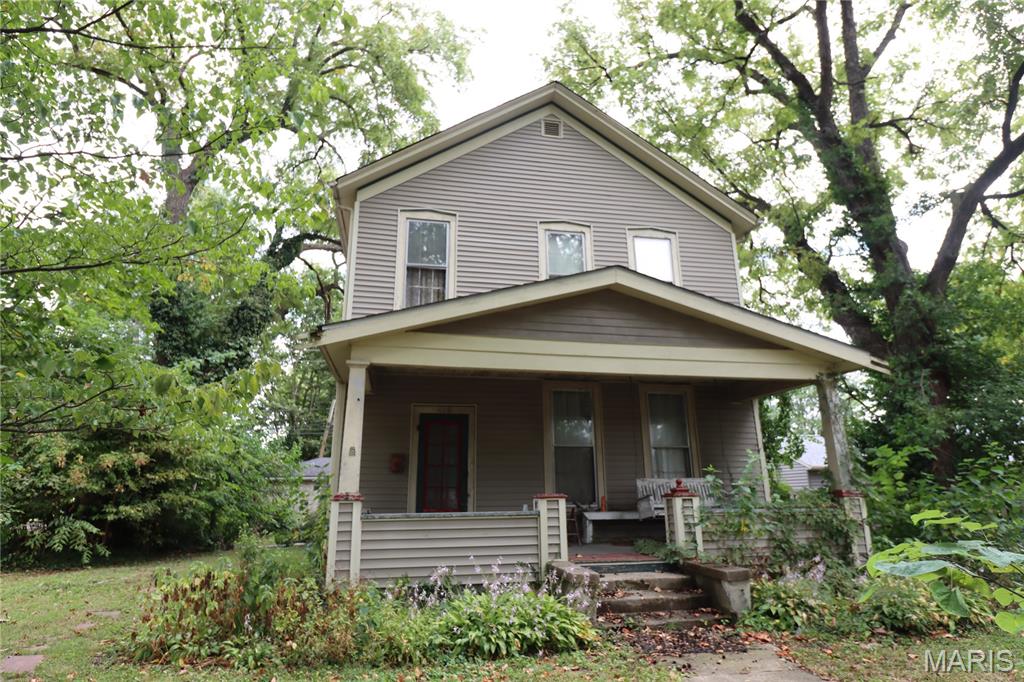 418 4th Street, Greenville IL — Photo 1