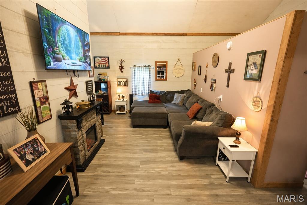 Photo 21