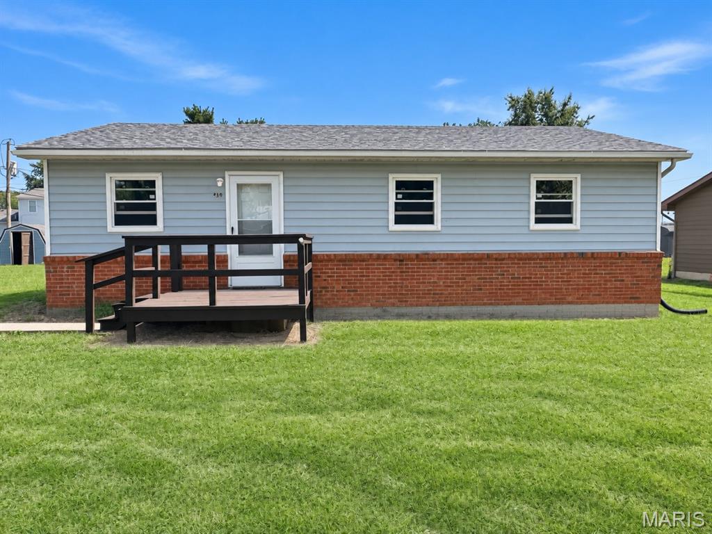 912 Southard Place, South Roxana IL — Photo 1