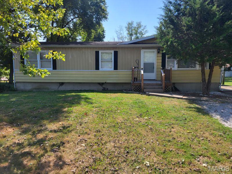 4940 Redwood Lane, Granite City IL — Photo 1