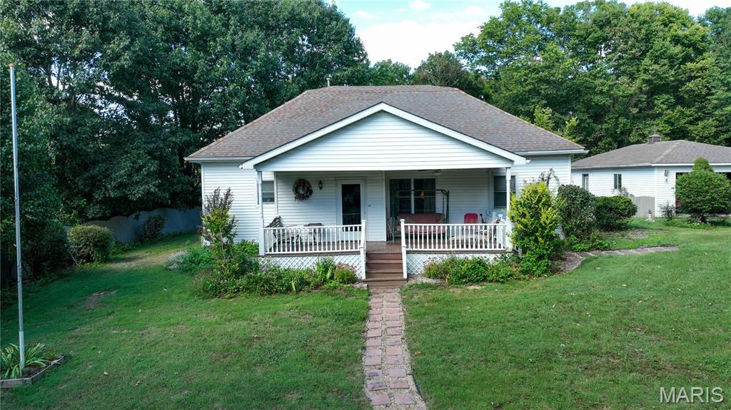 100 Fisher Avenue, Sawyerville IL — Photo 1