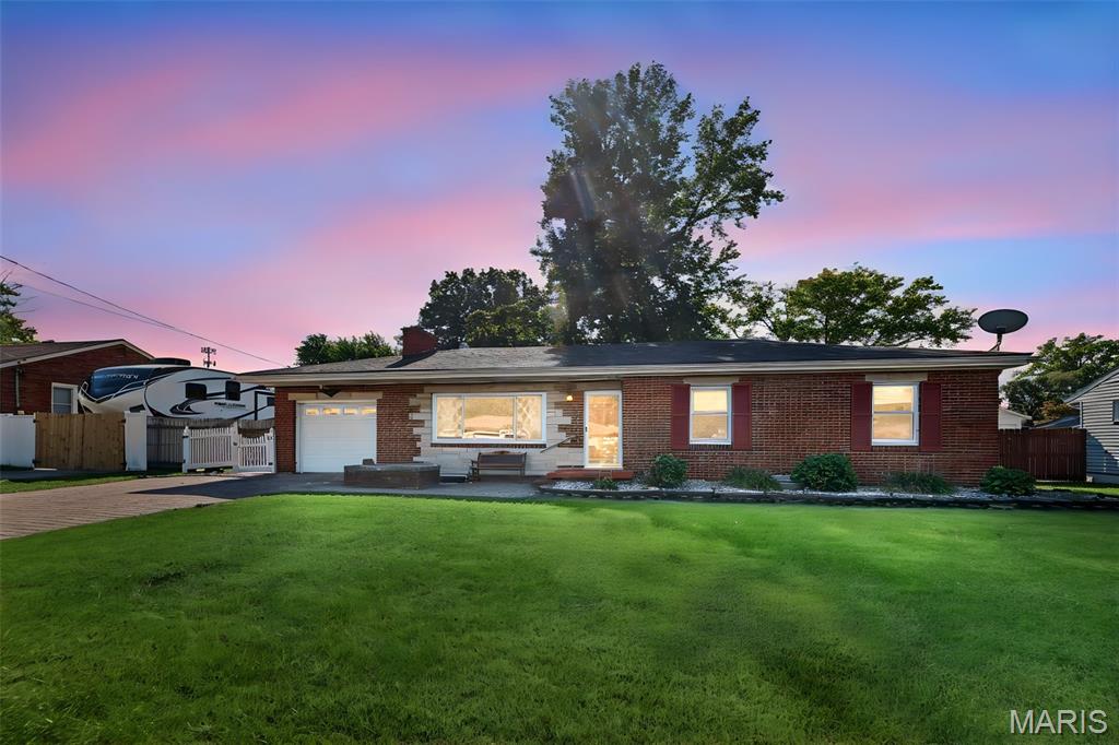 46 Circle Drive, East Alton IL — Photo 1