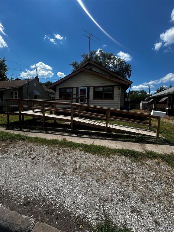 336 Goulding Street, East Alton IL — Photo 1