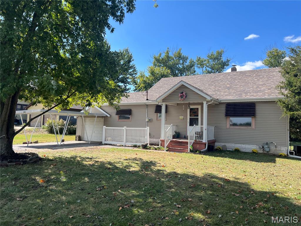 4466 Fosterburg Road, Alton IL — Photo 1