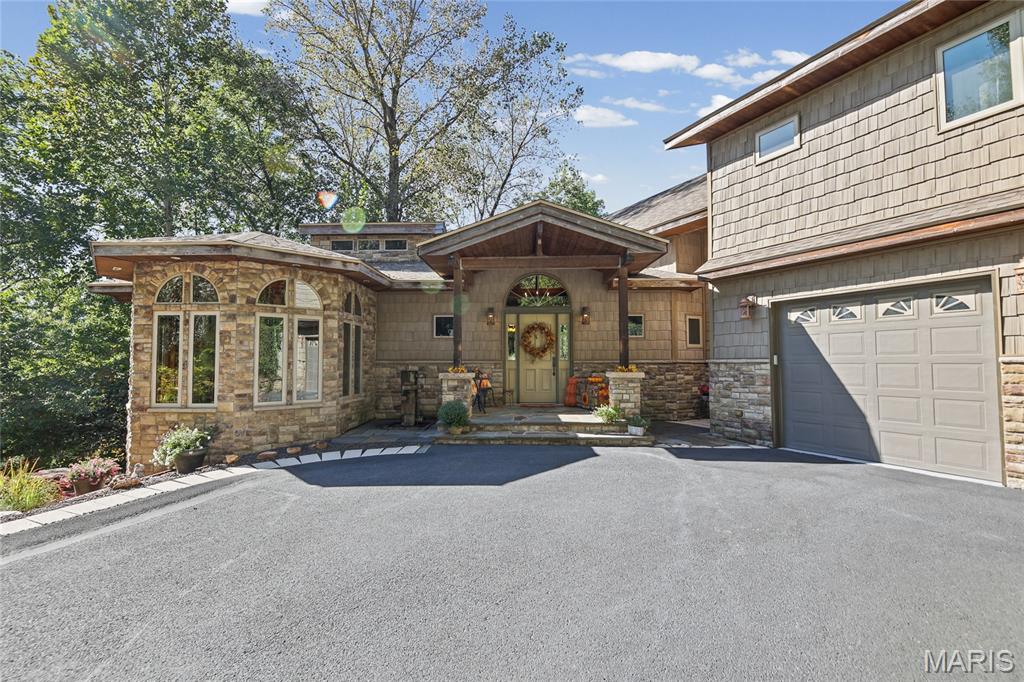 1003 Berry Lane, Edwardsville IL — Photo 1