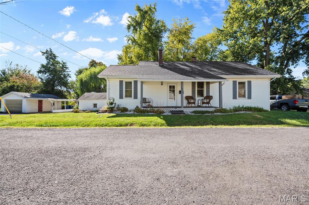 508 KNEEDLER, Collinsville IL — Photo 1