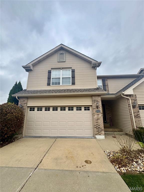 6807 Hampshire Court, Maryville IL — Photo 1