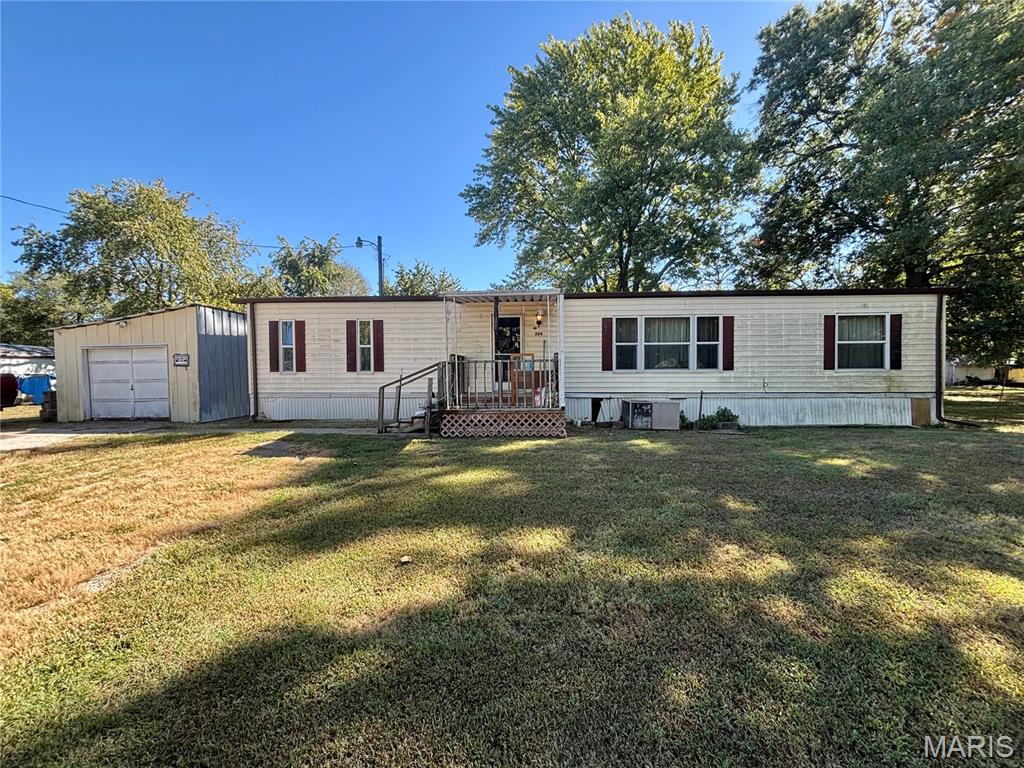 204 Cherry Street, Bellflower MO — Photo 1