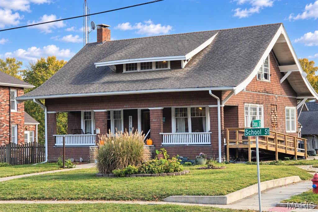 502 School Street, Hillsboro IL — Photo 1