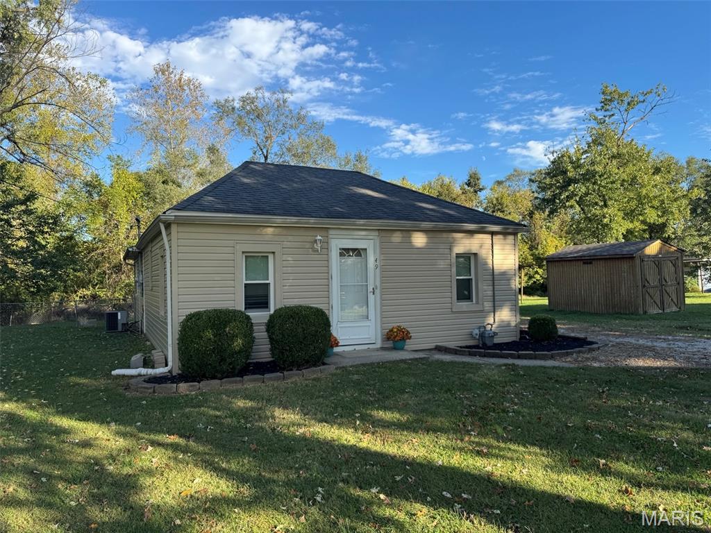 49 Lincoln Avenue, Cottage Hills IL — Photo 1
