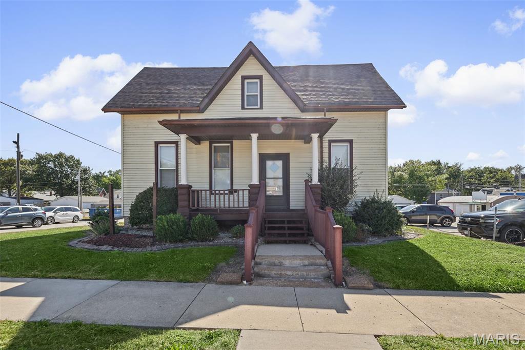722 Broadway, Highland IL — Photo 1