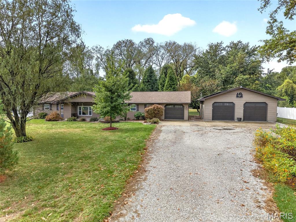 1446 Saint Thomas Road, Granite City IL — Photo 1