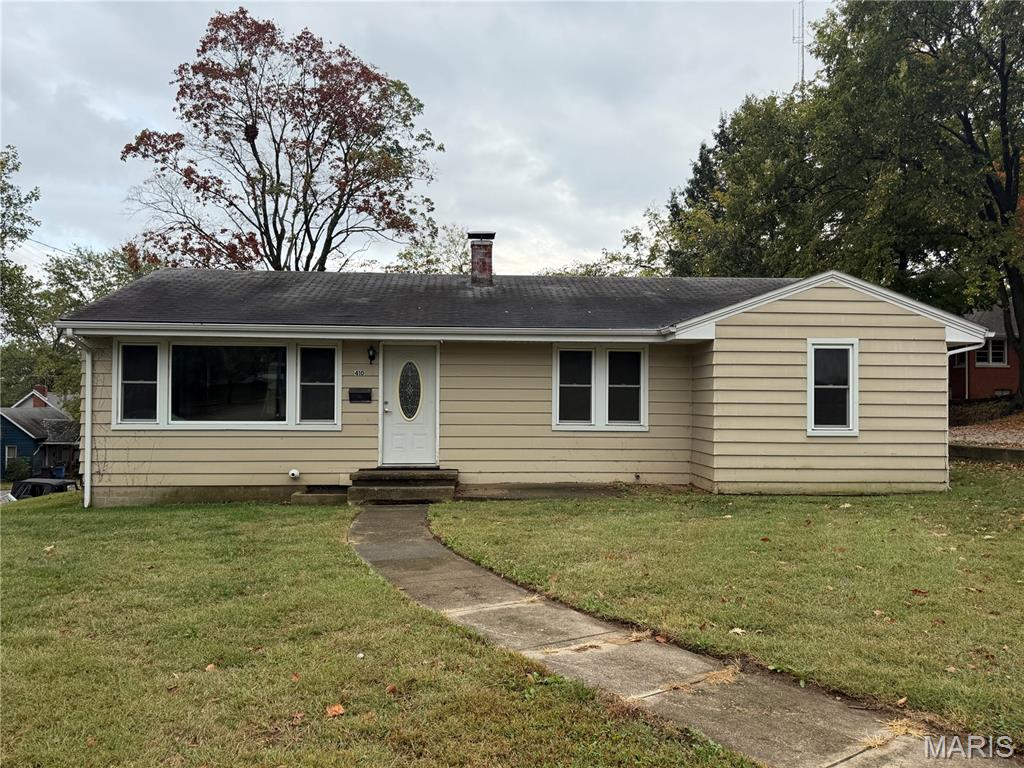 410 Beaumont, Greenville IL — Photo 1