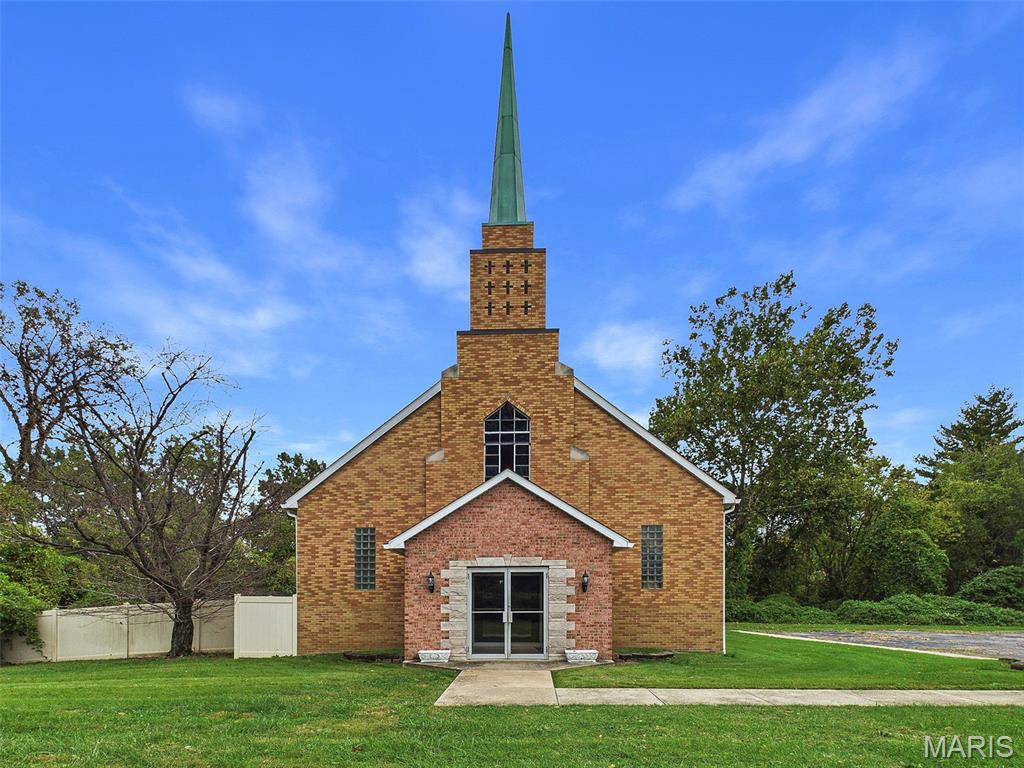 400 Center Street, East Alton IL — Photo 1