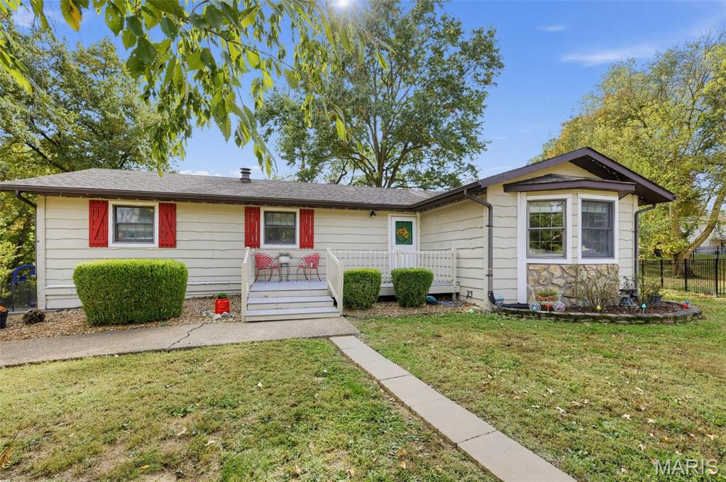 515 Nancy Court, Troy IL — Photo 1
