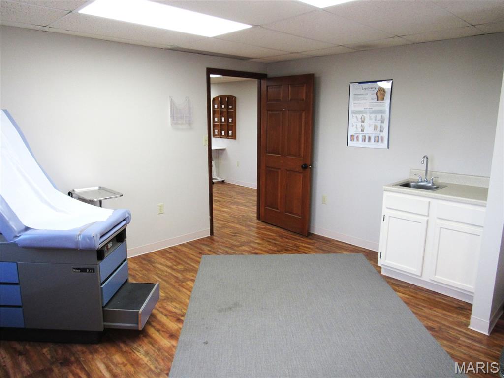 Photo 6