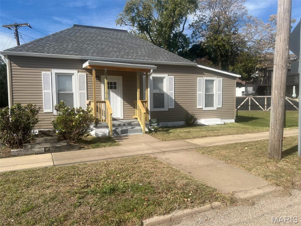 304 Main Street, East Alton IL — Photo 1