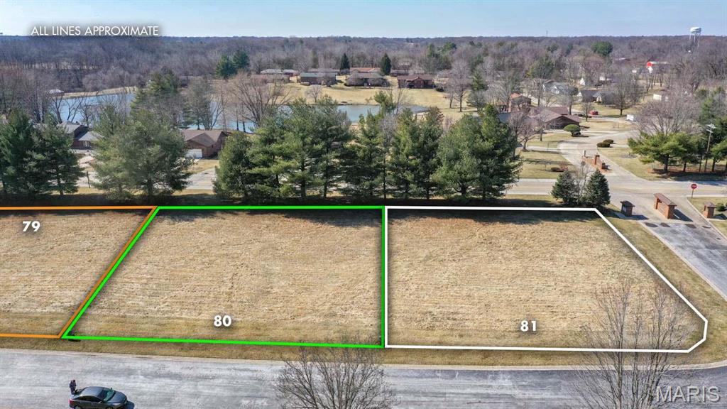 80 Deerfield Circle, Alton IL — Photo 1