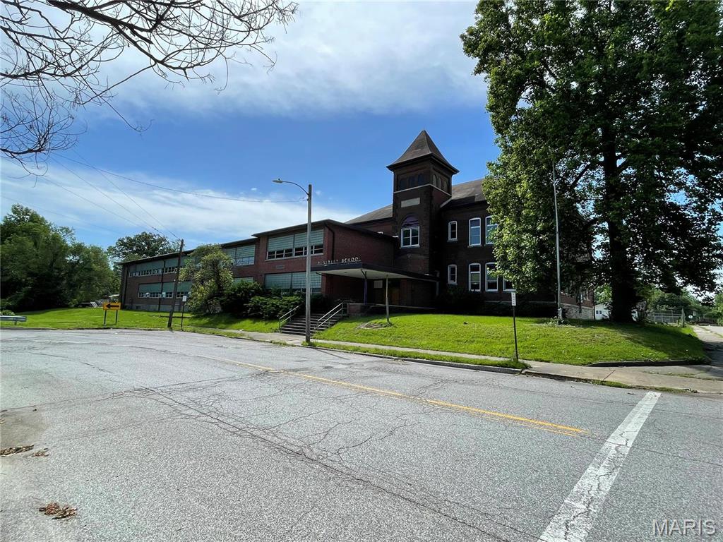 121 Elm Street, Alton IL — Photo 1