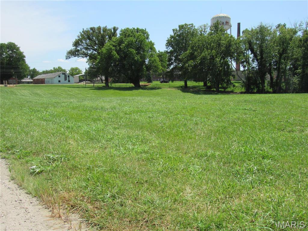 4519 Alton Commerce Parkway, Alton IL — Photo 1