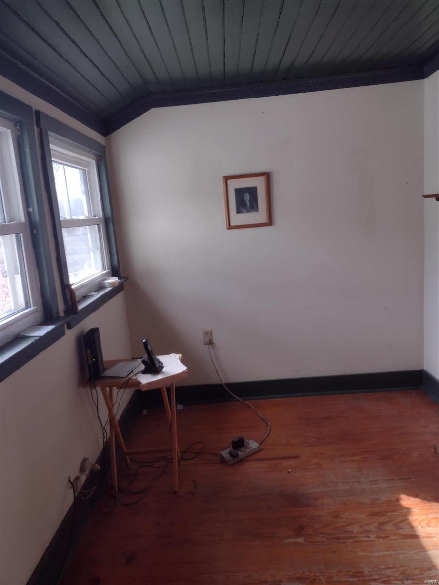 Photo 24