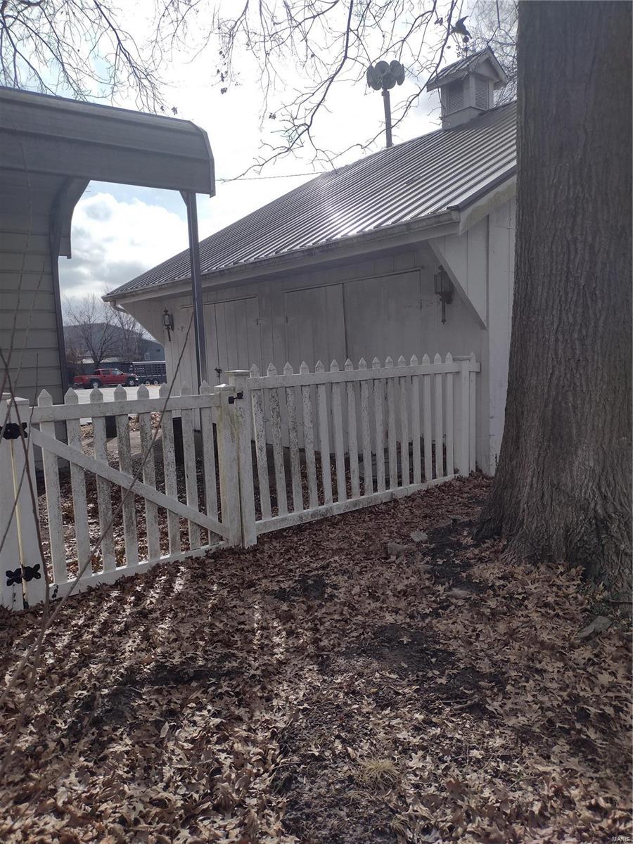 Photo 42