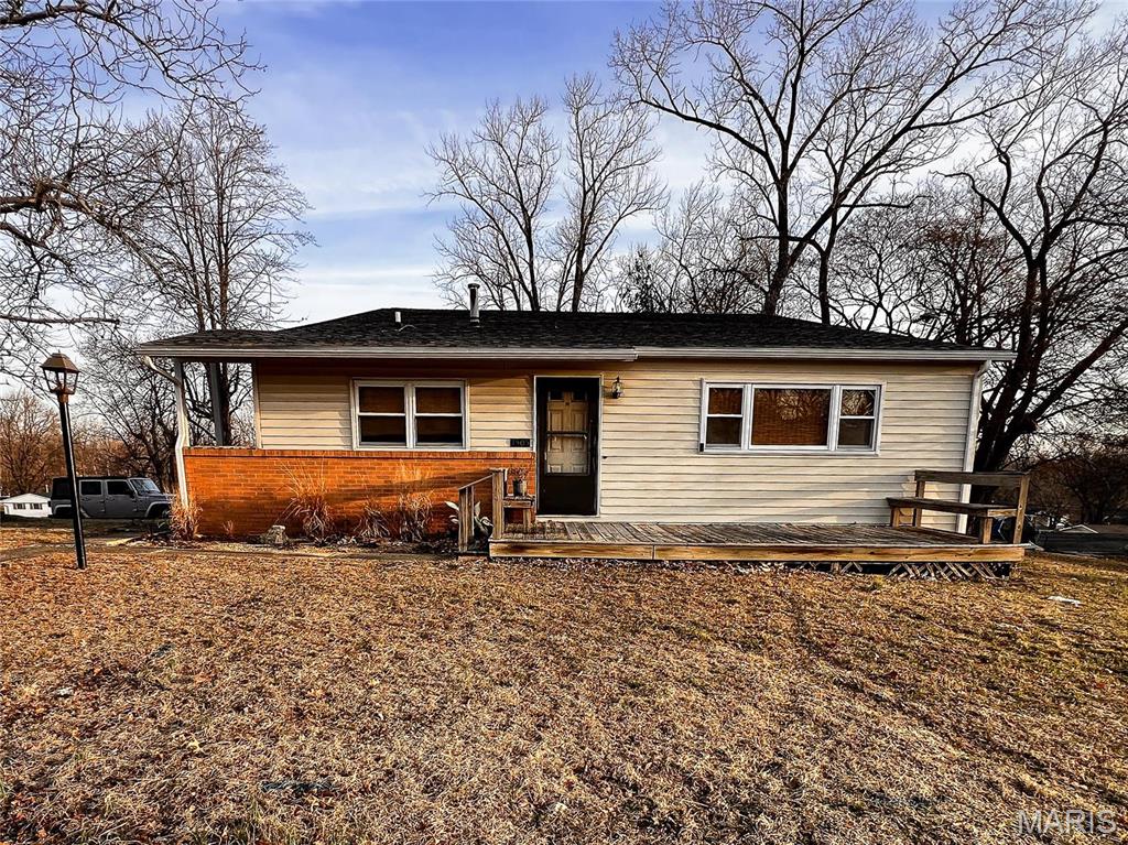 1505 Shelley Drive, Vandalia IL — Photo 1